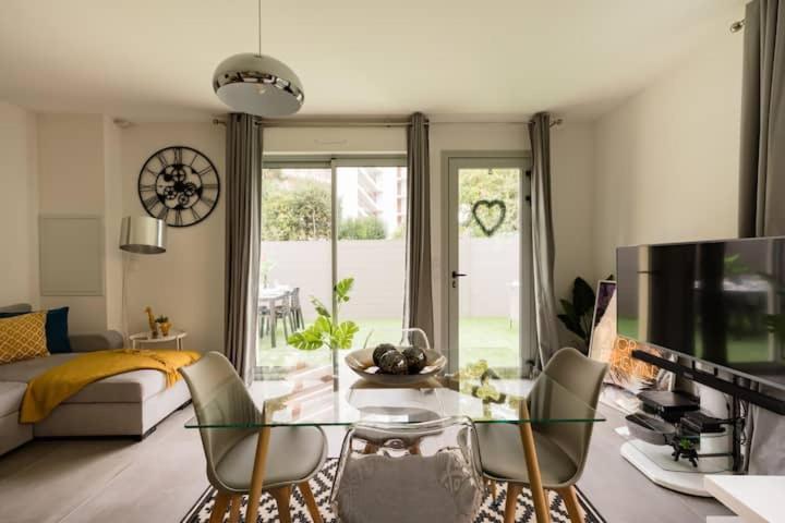 Stylish New 1 Bedroom Apartment In Juan Les Pins Antibes Exterior photo